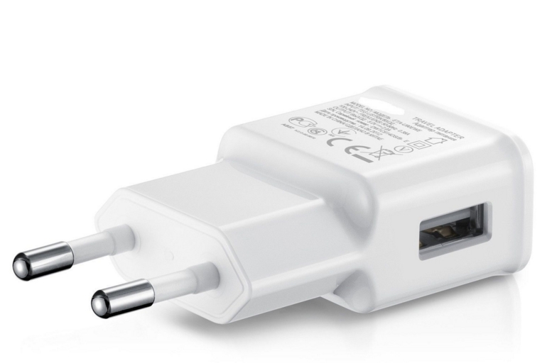 Cargador adaptador corriente usb telefono movil mp3 USB universal 2A Blanco
